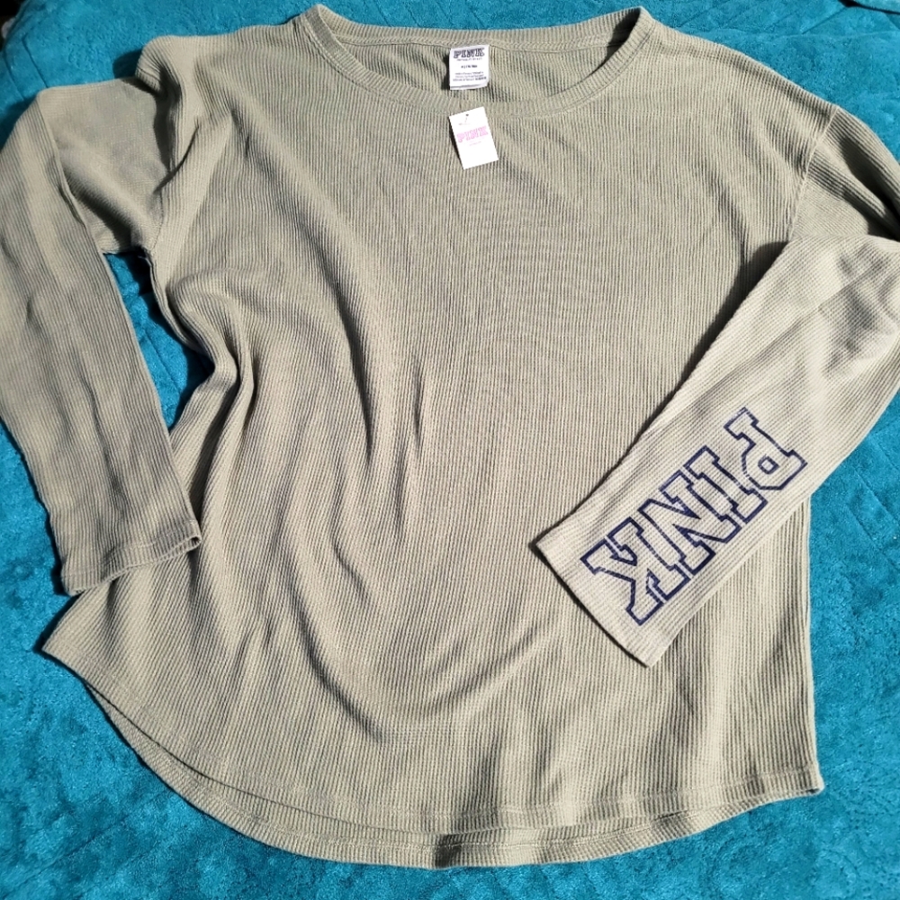 Victoria Secret PINK VARSITY LONG SLEEVE CREW TEE Medium